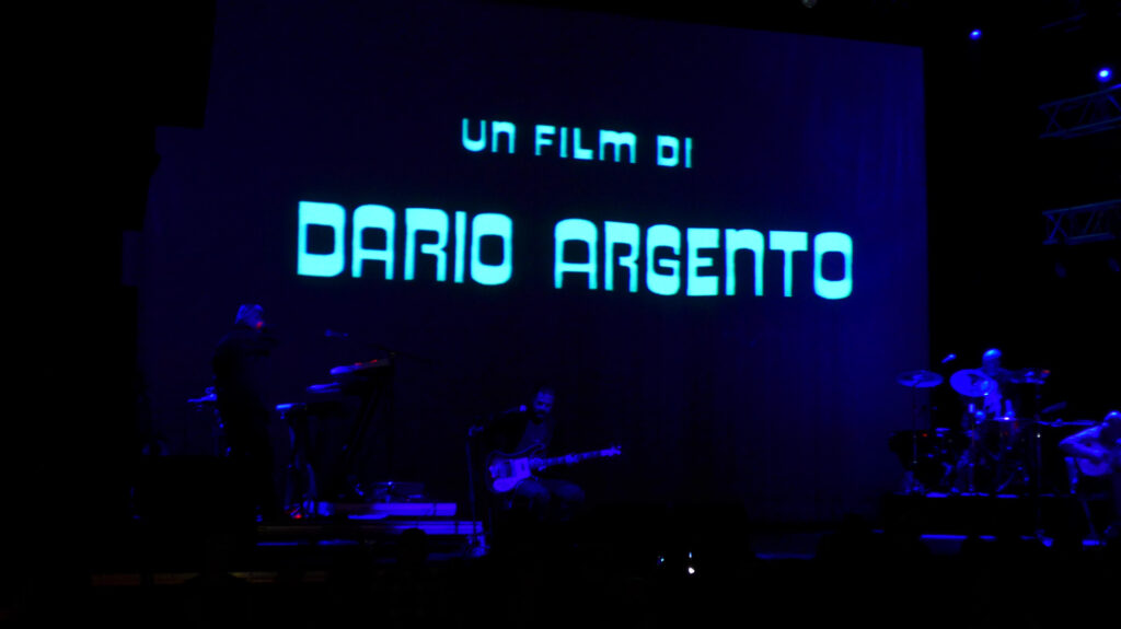 Claudio_Simonetti_s_Goblin_-_Suspiria_(Dario_Argento)_@_Roadburn,_Tilburg,_NL,_12.04.2015_-_51421043454
